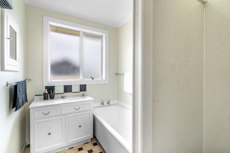 327 Layard Street Waverley_16