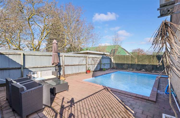 826 East Street Netherby_17