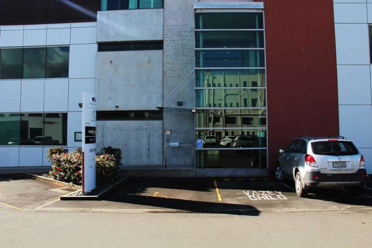 GF 3 London Street Hamilton Central_1