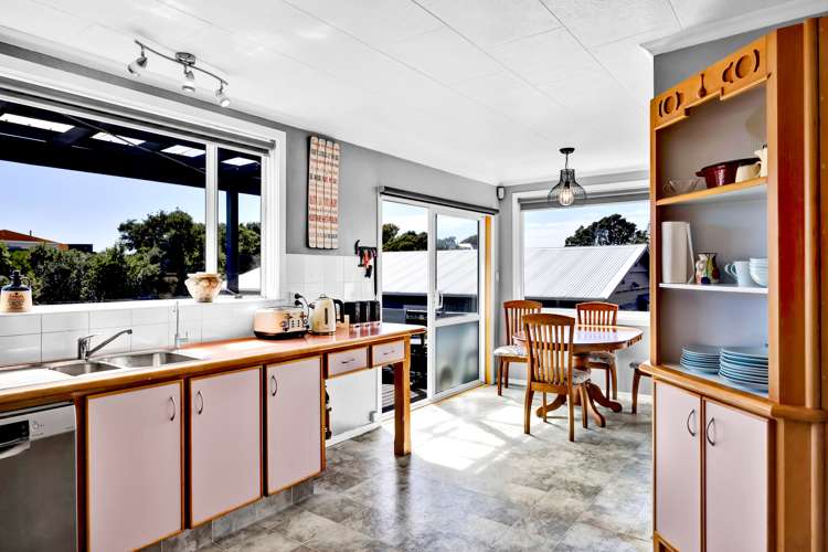 48 Gaine Street New Plymouth Central_13