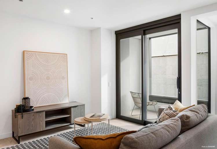 104/27 Rutland Street 10015_3