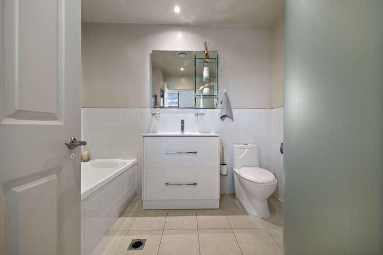 6/8 Landscape Road Papatoetoe_12