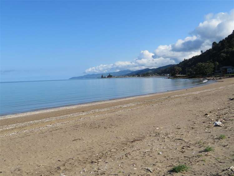 8 Adams Road Thornton Bay_25