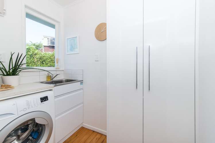 1/22 Glendene Avenue Glendene_14