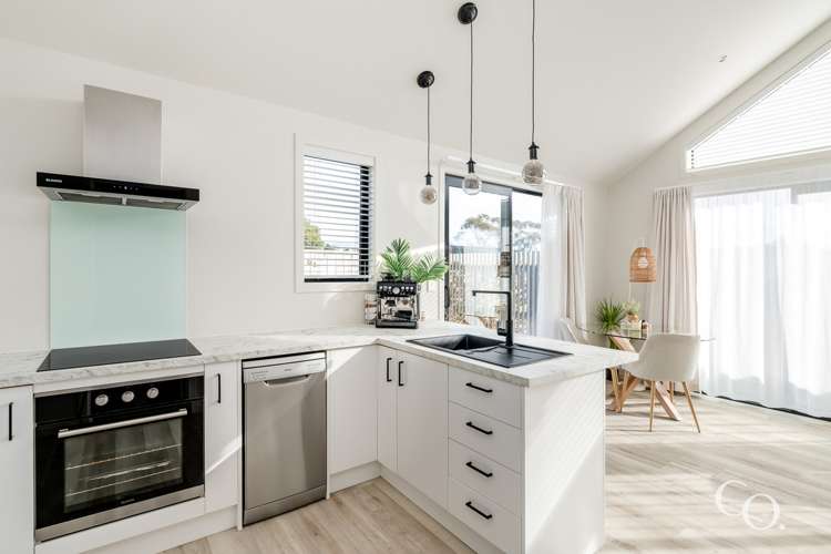 14 Manchester Way Judea_5