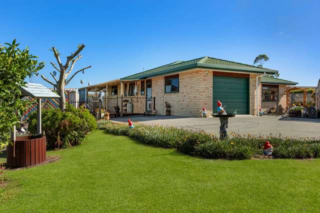 Sought After Location On Taupata Place!