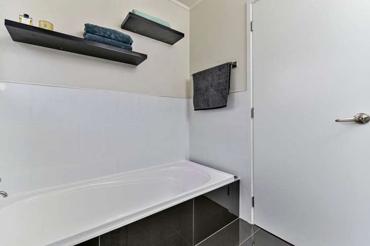 140 Rangatira Road Beach Haven_26