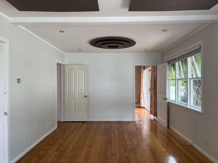 9 Golf Road New Lynn_6