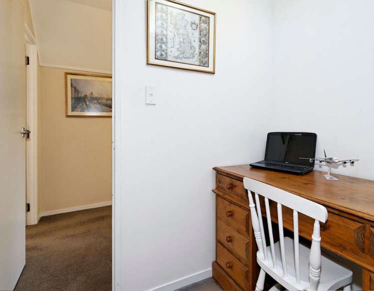 58 Woodfern Crescent Titirangi_11