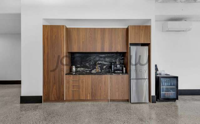 Suite 205/48 Greys Avenue City Centre_3