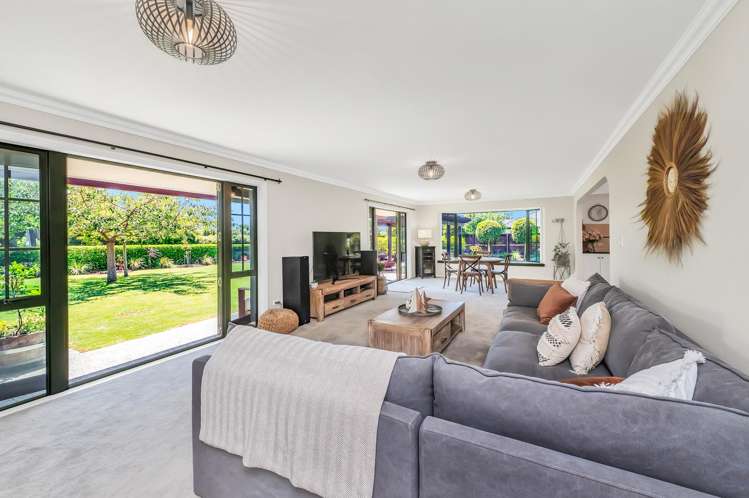 94 Rossington Drive West Melton_14