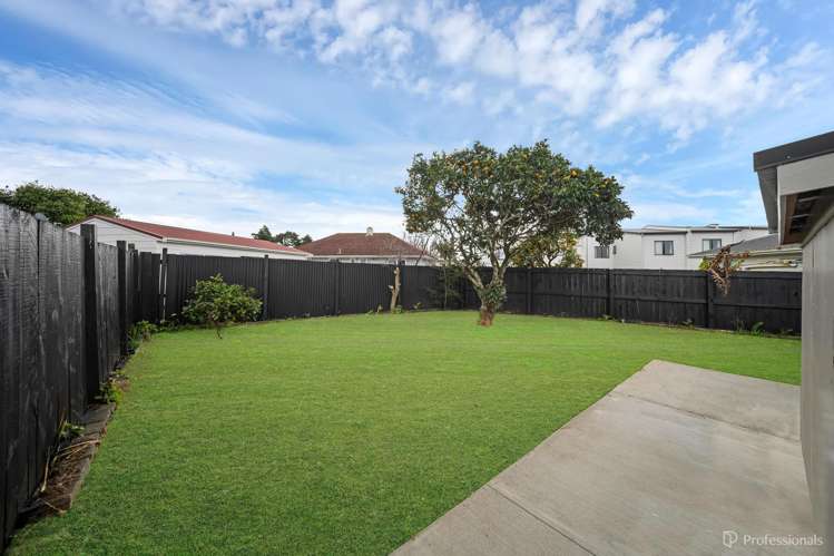 11 Awatere Street Clover Park_13