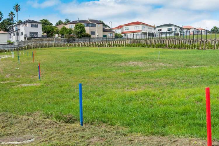 46 Fernhill Way Oteha_15