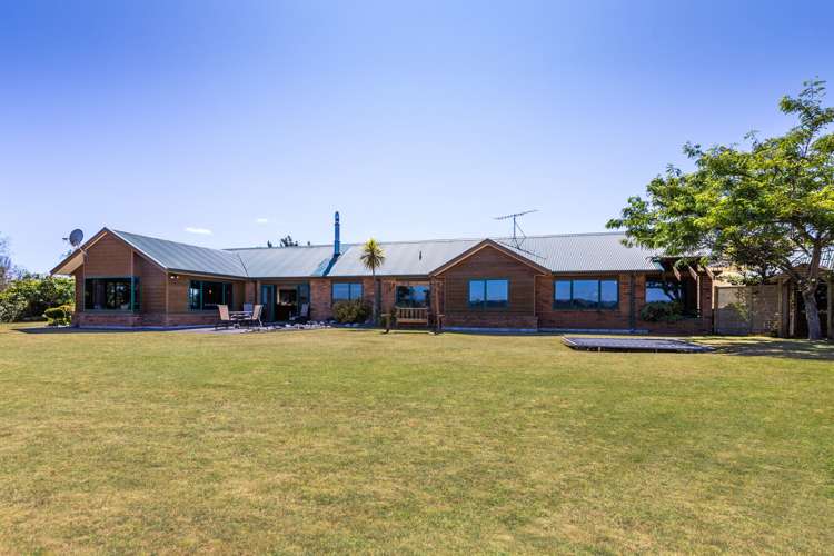 659 Whangamata Road Kinloch_5