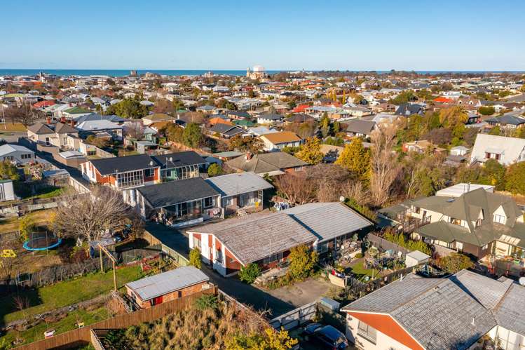 5/88 Le Cren Street Seaview_19