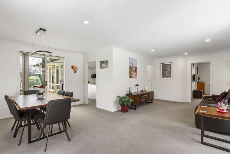 98 Buscomb Avenue Henderson_13