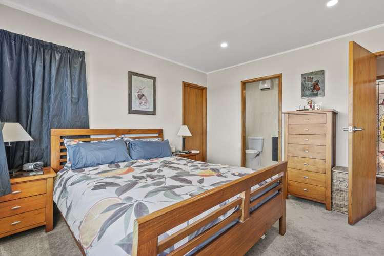 201 Chelsea View Drive Chatswood_23