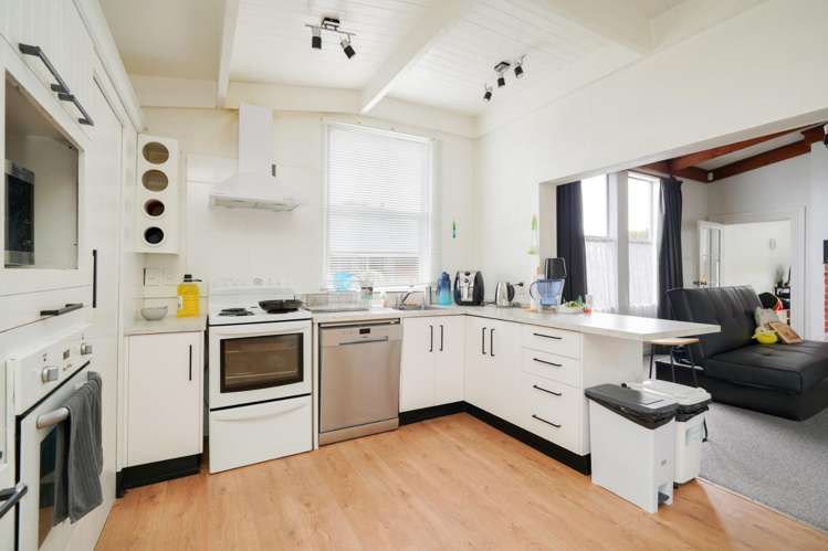 83 Robertson Street 10549_1