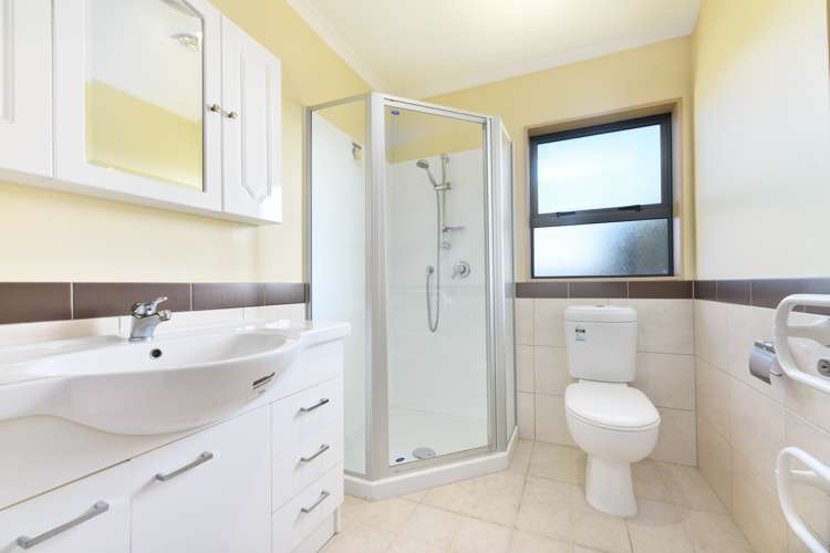 14a Strid Road Te Atatu South_12