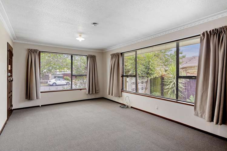 2/77 Glenmore Avenue_3