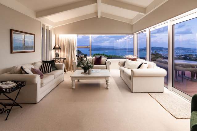 BREATHTAKING HARBOUR VIEWS