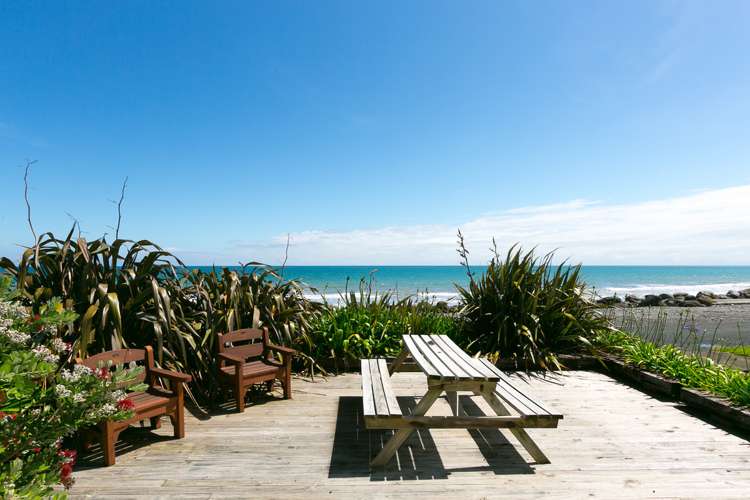 33 Onaero Beach Road Onaero_2