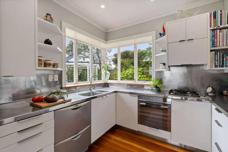 43 Nicholson Road Khandallah_6