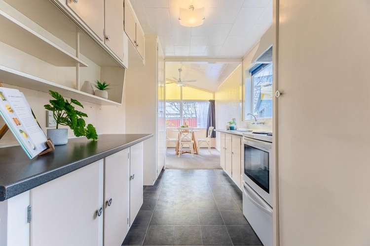 13 Hicks Crescent Waikanae Beach_9