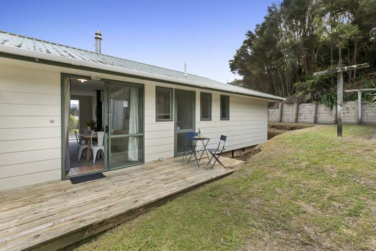 2 Norrie Grove Naenae_15