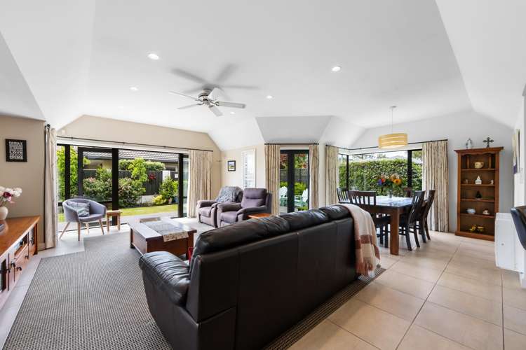 11 Harlech Mews Avonhead_7