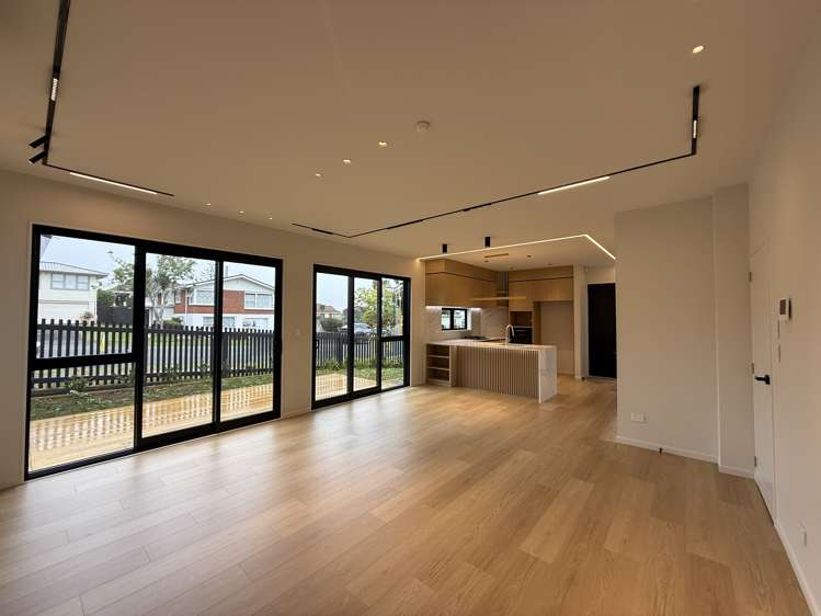 Lot 3/1 Imatra Place Sunnyhills_7