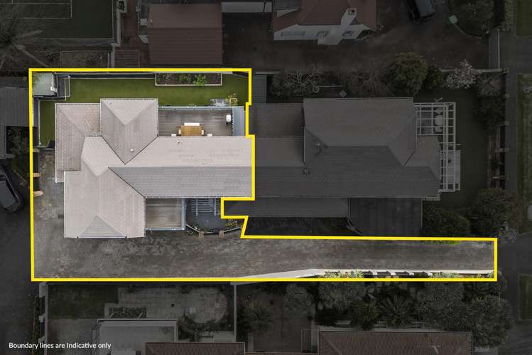 2/33 Ronaki Road Mission Bay_36