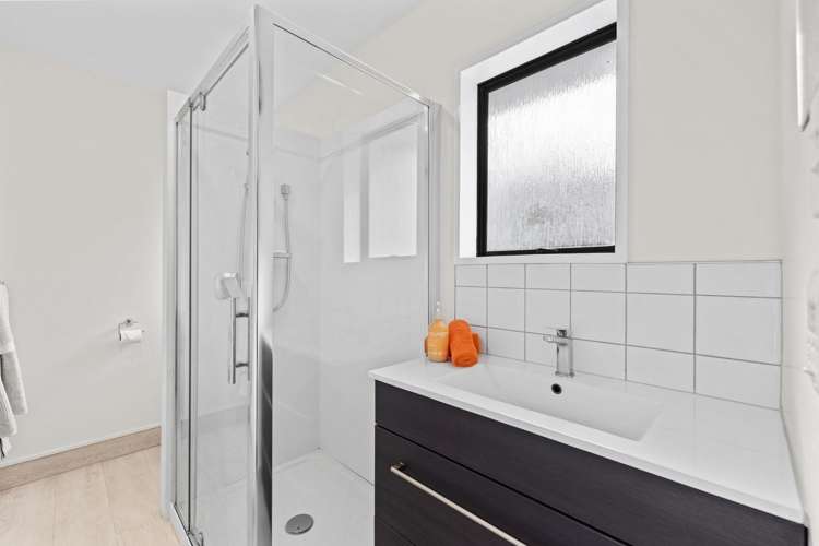 6 Cullahill Street Harewood_13