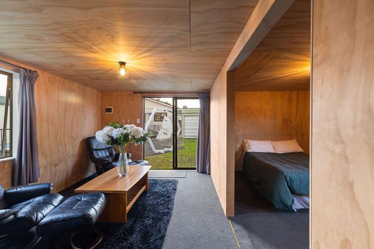 256 Tremaine Avenue Highbury_24