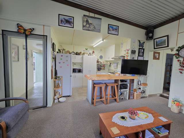 4 West Drive Hokitika_1