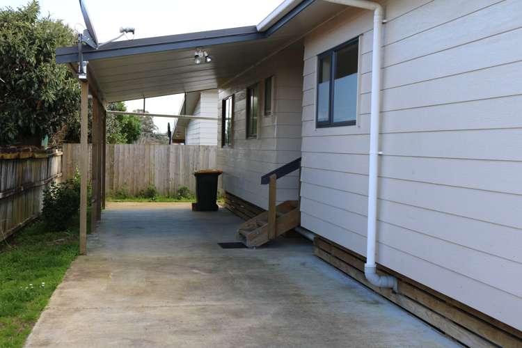 10 Umu Place Mangere_12