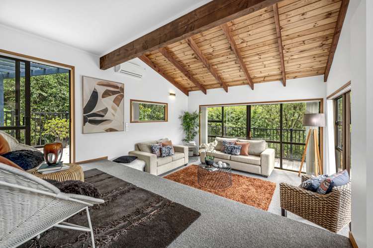 58a Uxbridge Road Mellons Bay_14