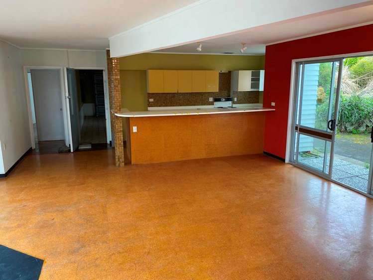 317 Redoubt Road Totara Park_13