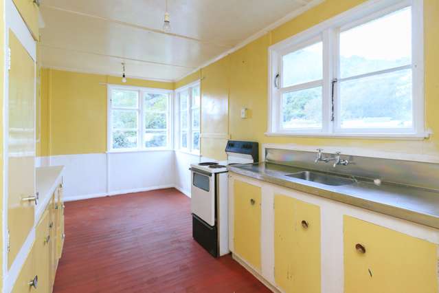 1 Wilkie Crescent Naenae_1