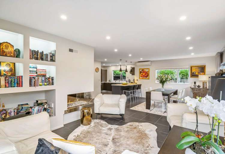 1 Ripon Crescent Meadowbank_7