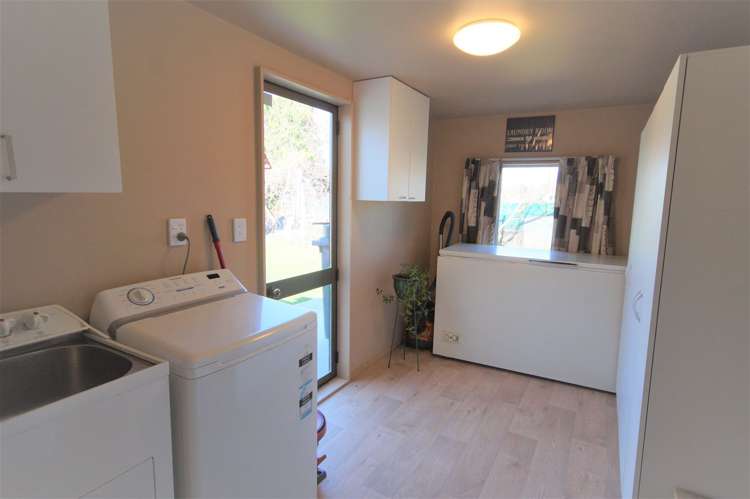 4 Hawkswood Street Waiau_5