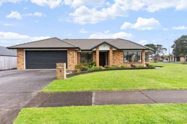 1 Brittas Place_1
