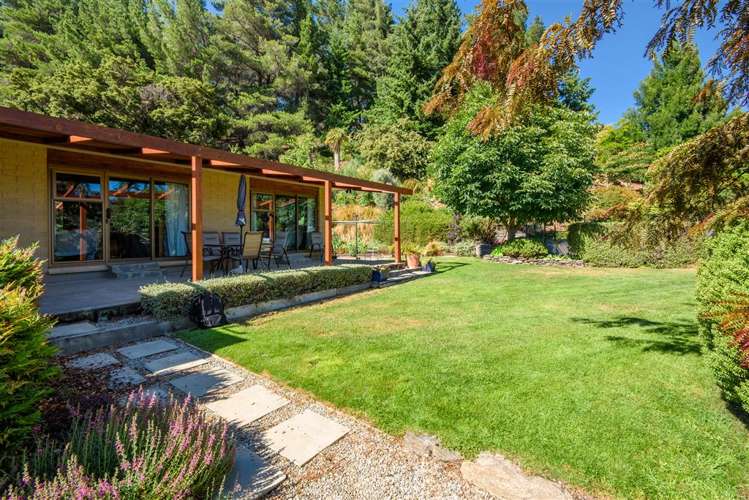 36 Reid Avenue Luggate_21