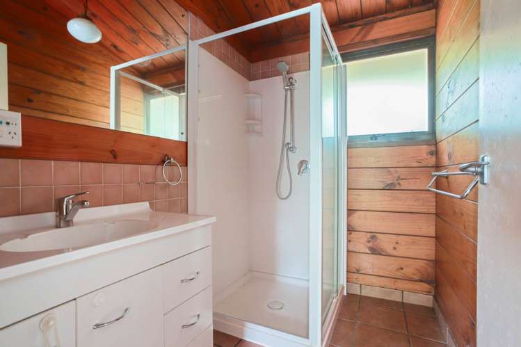 78 Ayton Drive Totara Vale_8