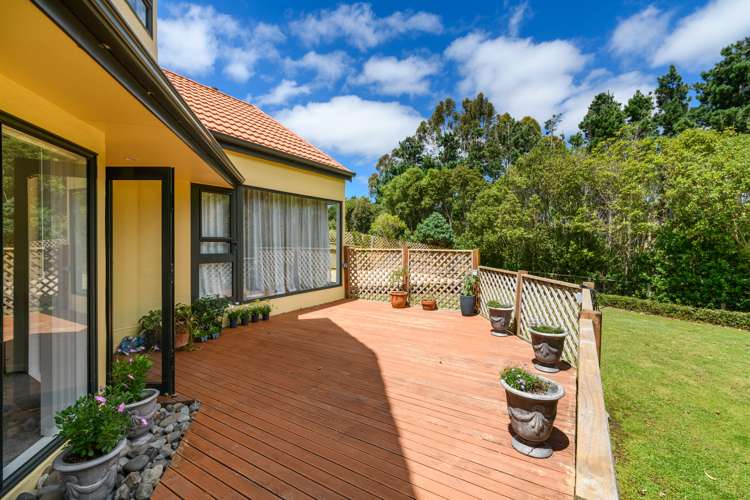 96 Pacific Drive Fitzherbert_24