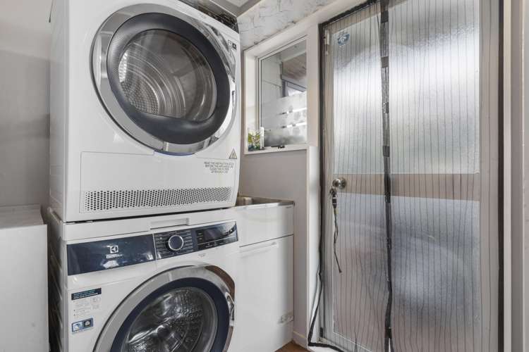 1/11 Volta Place Clendon Park_17