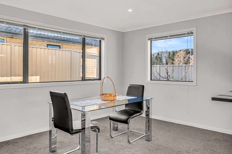 8A Mead Avenue_5