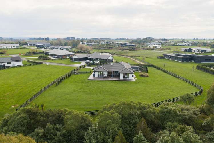 61 Hartwell Drive Kelvin Grove_48