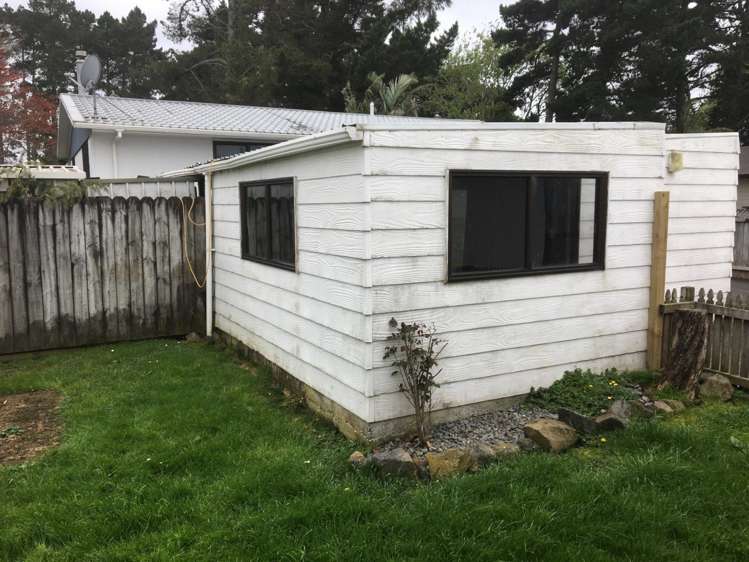 1/141 Carnoustie Drive Wattle Downs_13