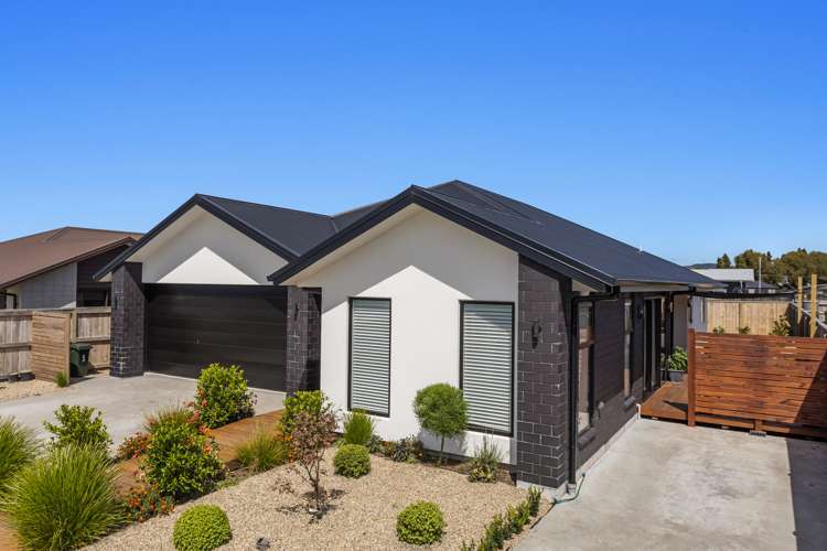 5 Karearea Drive Coastlands_18